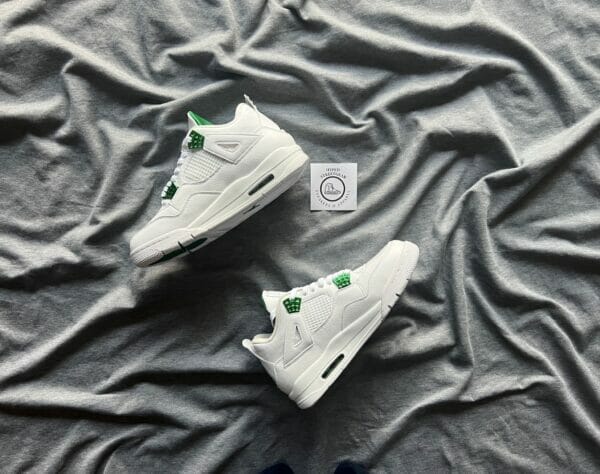 Air Jordan 4 Retro ‘Green Metallic’