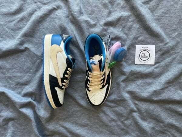 Jordan 1 Retro Low x Fragment Design Travis Scott