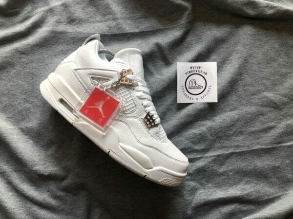 Jordan 4