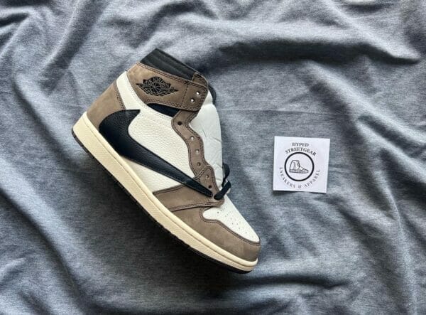Travis Scott X Jordan 1