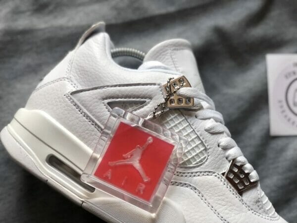 2455B60C-94B0-43FF-8384-8B19EF0CB547 Air Jordan 4 Retro ‘Pure Money’