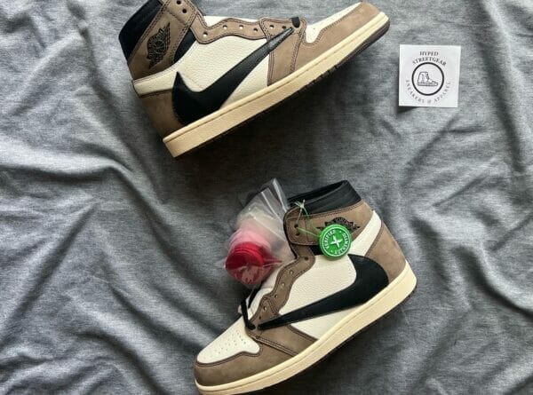 Air Jordan 1 High Retro x Travis Scott