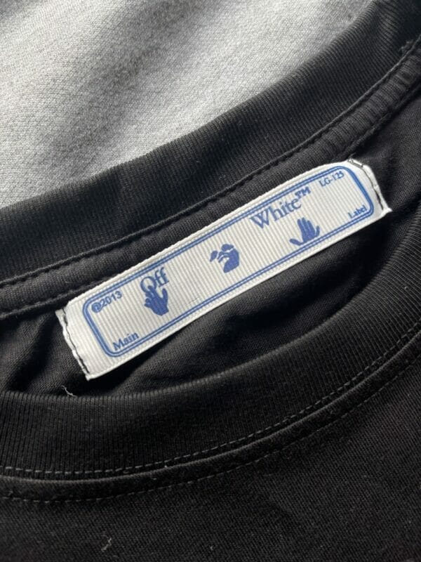 Off-White PRELOAD Rubber Arrow T-Shirt