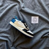 Jordan 1 Retro Low x Fragment Design Travis Scott