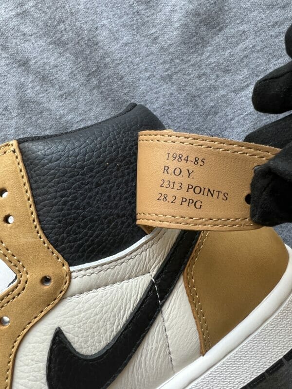 Air Jordan 1 Retro High 'Rookie of the Year'