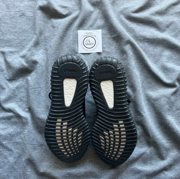 Yeezy Boost 350 V2 ‘Oreo’