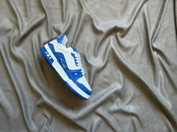 03427CDC-6318-411D-874A-6797A150F1A3 Louis Vuitton Blue Trainers