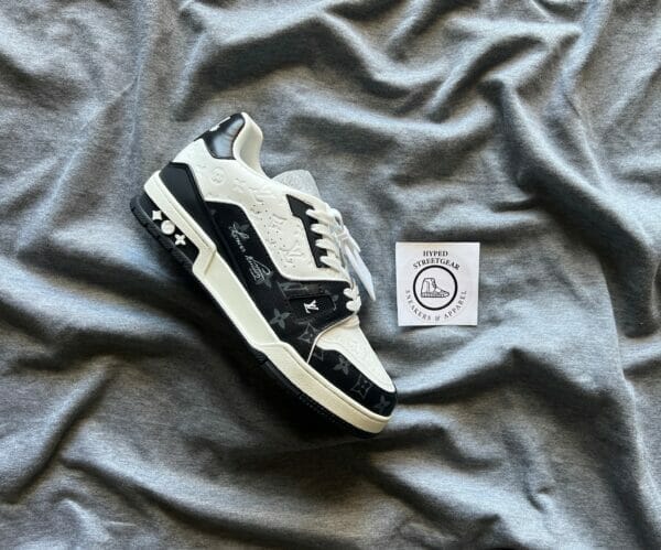 Louis Vuitton Black/White Trainers