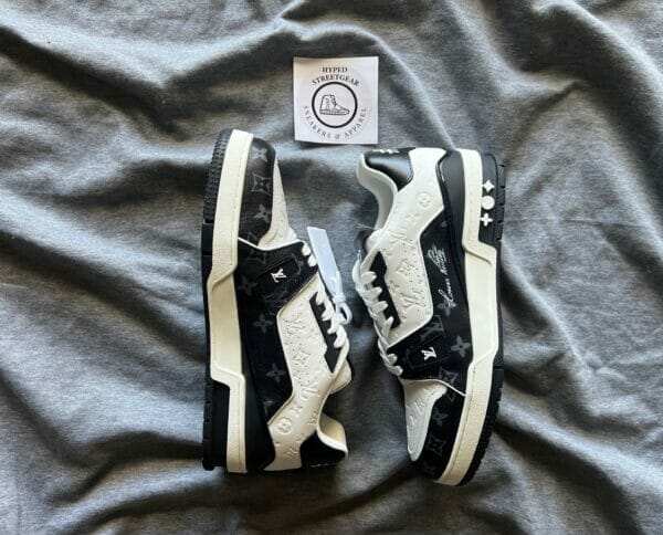 Louis Vuitton Black/White Trainers