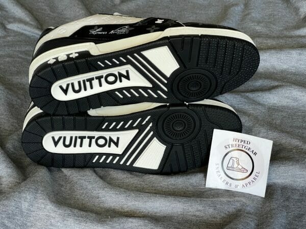 Louis Vuitton Black/White Trainers