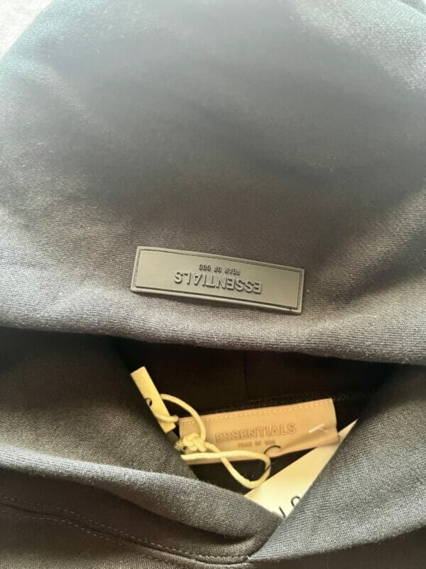 Fear of God Essentials Black / Stretch Limo Hoodie (On hand)