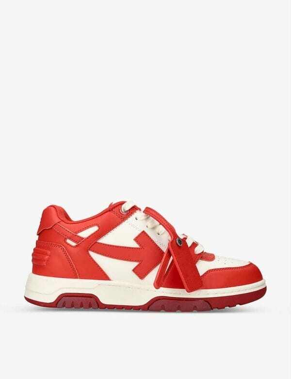 Off-White Sneaker