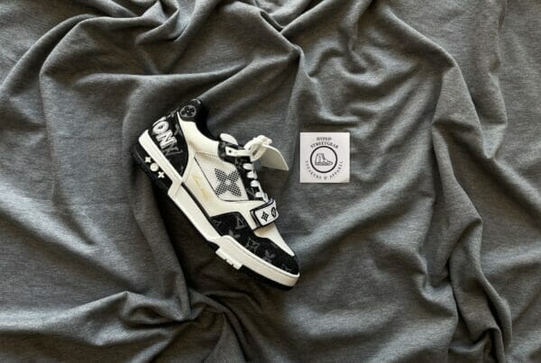 Louis Vuitton Black/White Trainers
