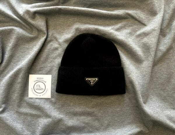 Prada Wool and cashmere headwarmer On Hand)