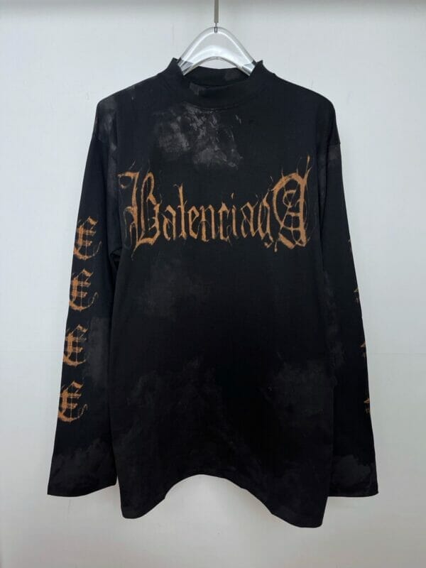 Balenciaga  Logo-print Long Sleeve T-shirt