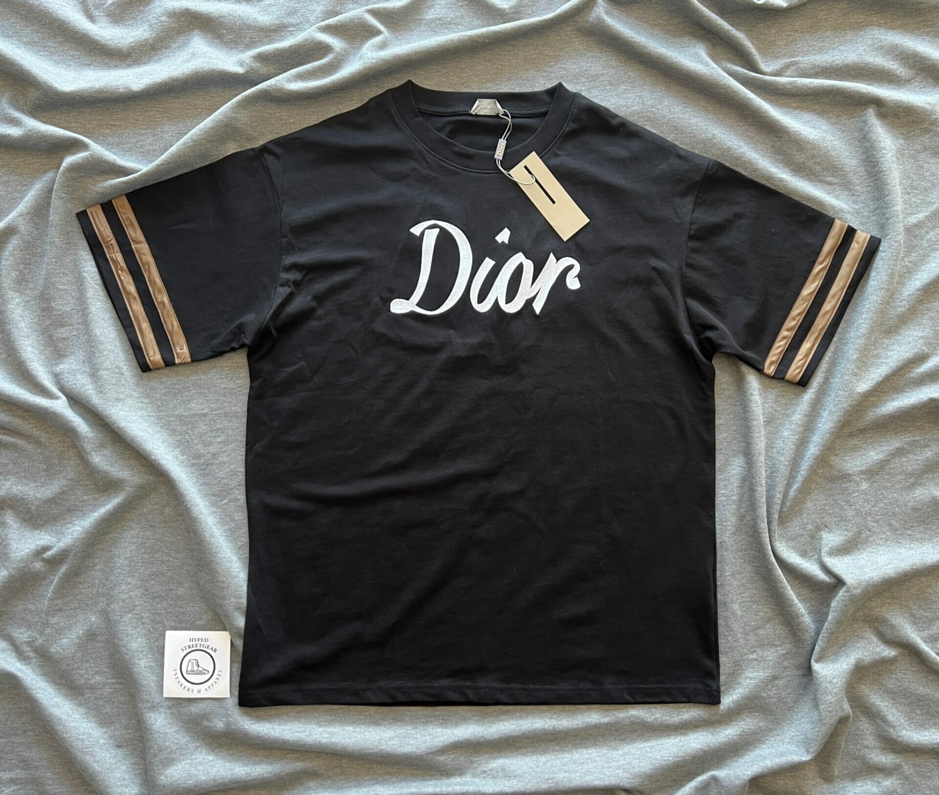 クリスチャンディオール CHRISTIAN DIOR Tシャツ ディオール/クリスチャンディオール/Tシャツ/黒×白×グレー/サイズ：Mの