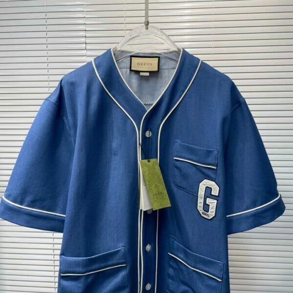 Gucci Button-up Shirt