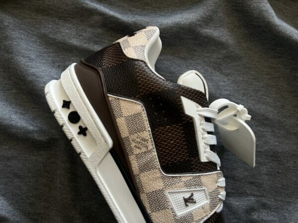 IMG_1152 Louis Vuitton Monogram Print Trainers