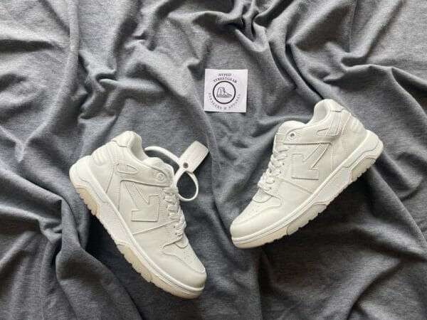 Off-White Out of the office Sneaker