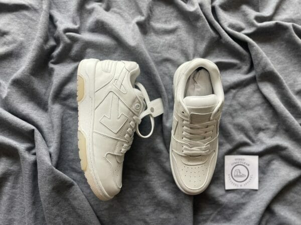 Off-White Out of the office Sneaker