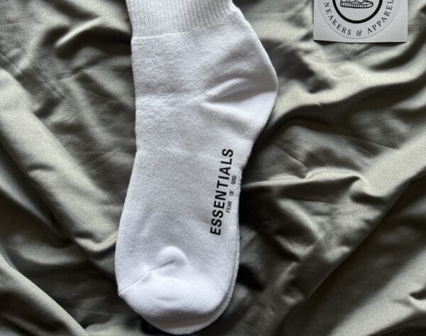 FullSizeRender Essentials logo print socks (OH)