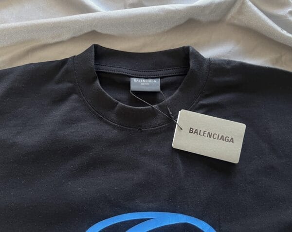 Balenciaga Cracked Logo-print T-shirt (OH)