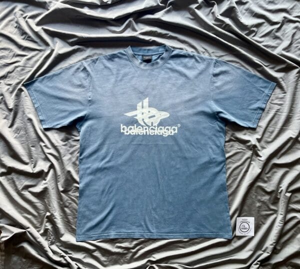 Balenciaga  T-Shirt