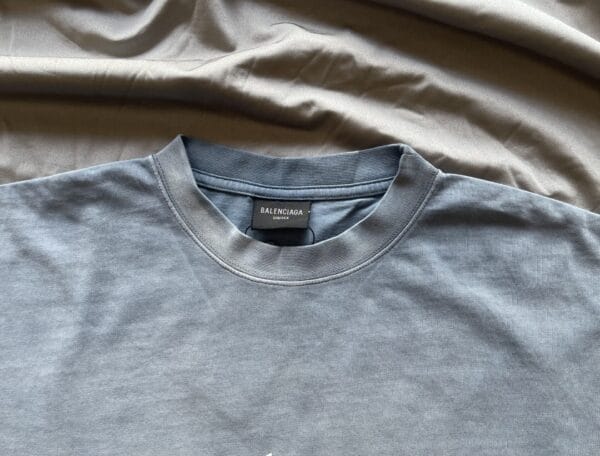 Balenciaga  T-Shirt