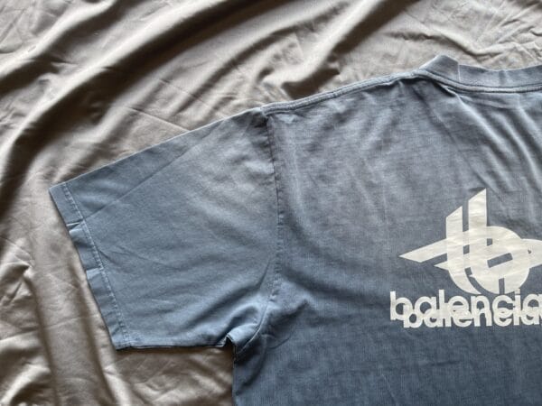 Balenciaga  T-Shirt