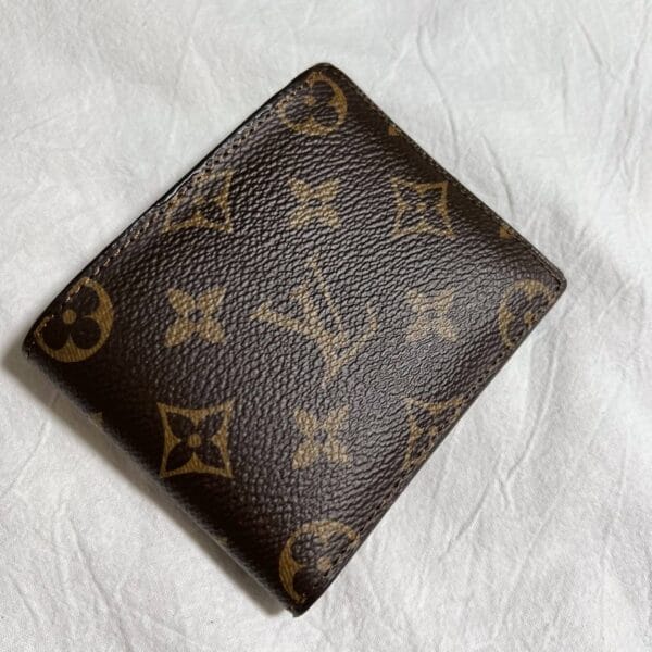 Louis Vuitton Monogram Wallet (OH)