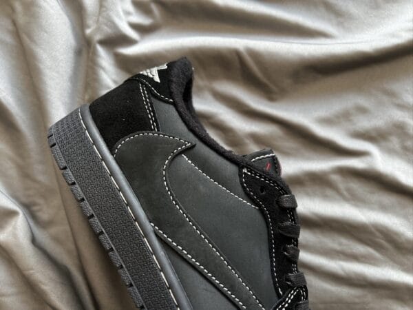 Air Jordan 1 Low Travis Scott “Phantom”