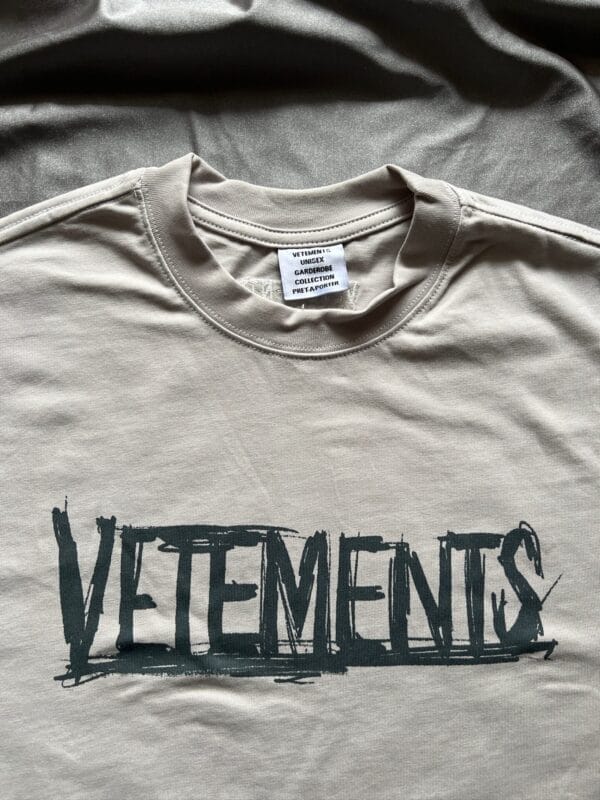 Vetements Logo-print T-Shirt